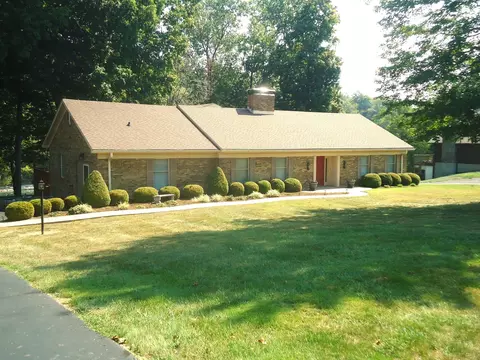 2715 Waterworks Rd, Danville, KY 40422