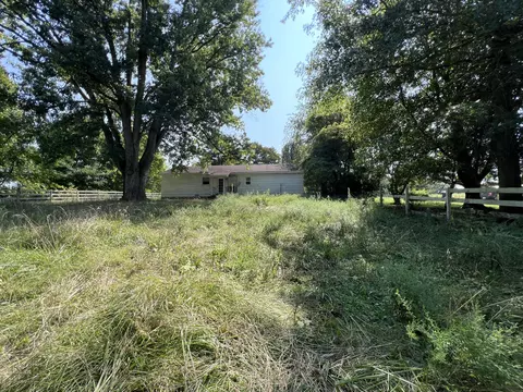 Exterior - 128 Hutton Ln, Corbin, KY 40701 photo 7 of 12