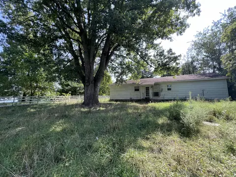 Exterior - 128 Hutton Ln, Corbin, KY 40701 photo 8 of 12