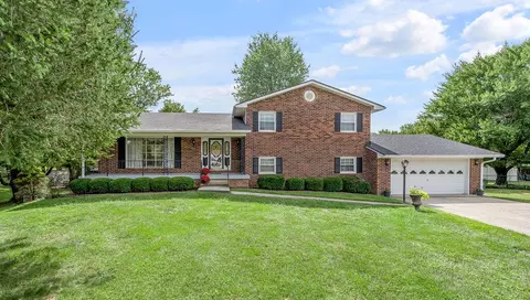3237 Pontchartrain Ct, Lexington, KY 40515