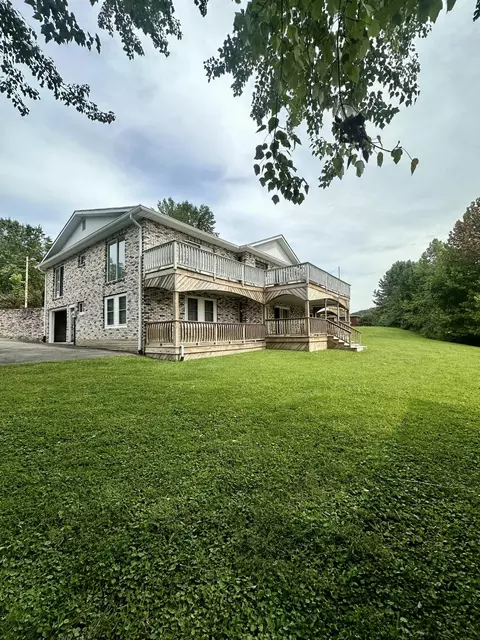 36 Blake Dr, Jackson, KY 41339