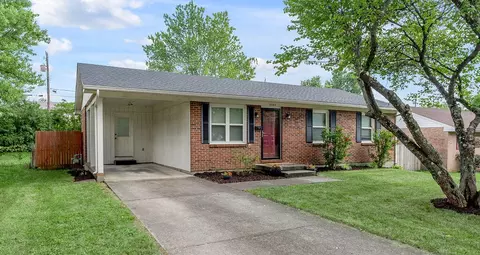 1383 Stephen Foster Dr, Lexington, KY 40517