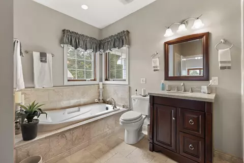 Bath - 155 Jody Dr, Nancy, KY 42544 photo 1 of 7