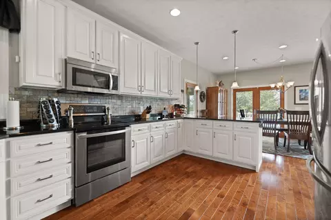 Kitchen - 155 Jody Dr, Nancy, KY 42544 photo 1 of 4