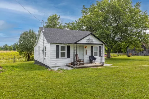 903 Dreyfus Rd, Berea, KY 40403 photo 3
