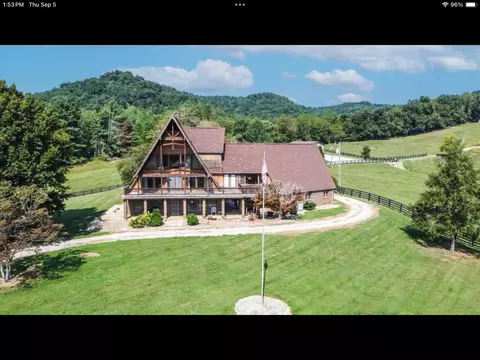 92 Angus Hl, Vanceburg, KY 41179
