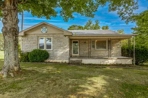 5095 White Oak Rd, Junction City, KY 40440