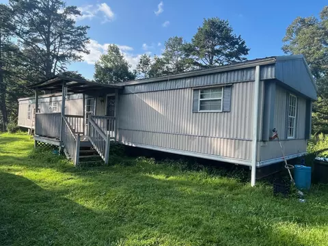 152 Shop Rd, Woollum, KY 40906