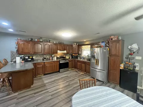 248 Parrish Ave, Paris, KY 40361 photo 8
