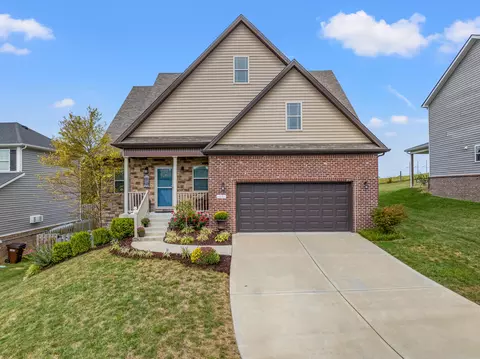 6032 Winning Colors Ct, Richmond, KY 40475