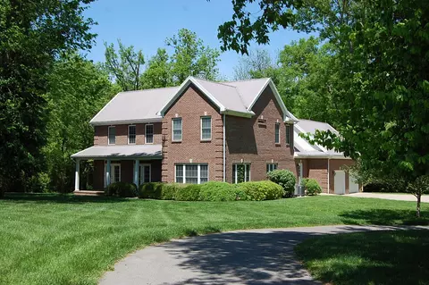 2016 Spring Station Rd, Midway, KY 40347 photo 3