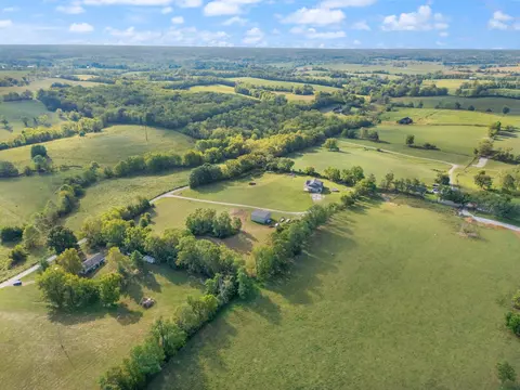 View/Area - 655 Stringtown Rd, Paris, KY 40361 photo 6 of 9