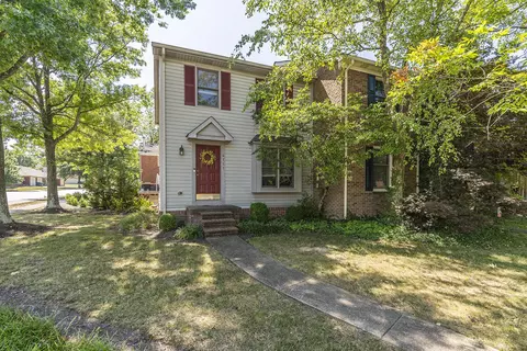 4757 Hartland Pkwy, Lexington, KY 40515