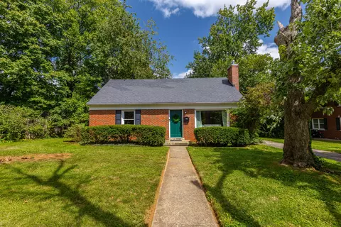 1443 N Forbes Rd, Lexington, KY 40511