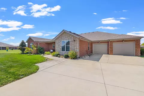 124 Rumsey Cir, Versailles, KY 40383