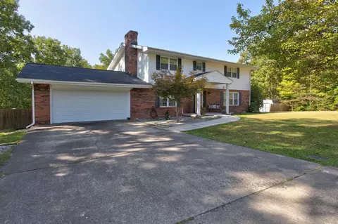 373 Circle Dr, Morehead, KY 40351 photo 3