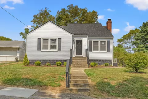 110 Lincoln Dr, Frankfort, KY 40601