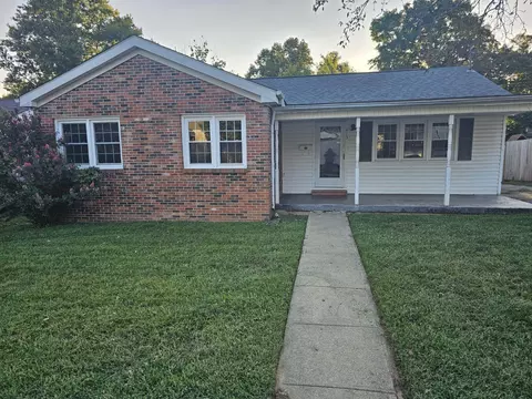 413 Oak St, Georgetown, KY 40324