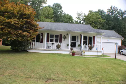 150 Wellington Dr, Middlesboro, KY 40965