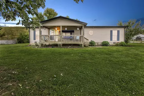 7885 Cream Alley Rd, Jeffersonville, KY 40337