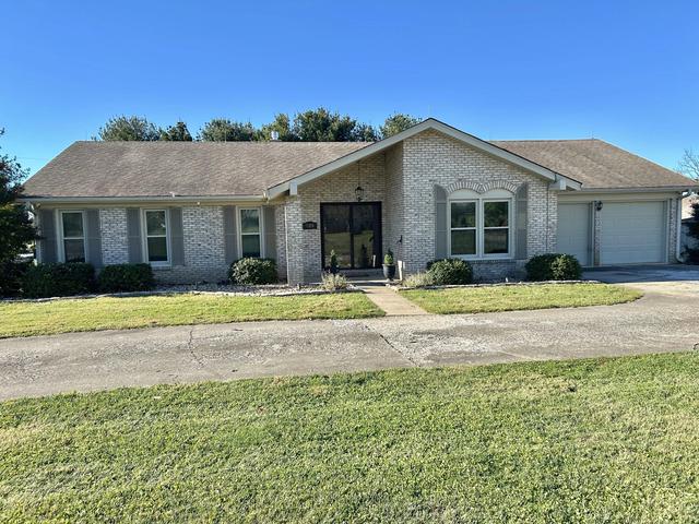 900 Duckers Rd, Midway, KY 40347