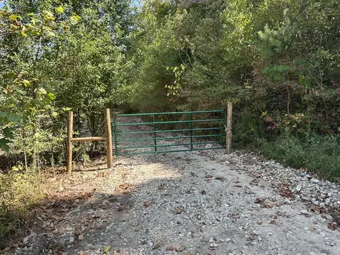 30 Ky 773, Hitchins, KY 41146