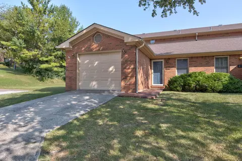 417 Cheyenne Trl E, Georgetown, KY 40324