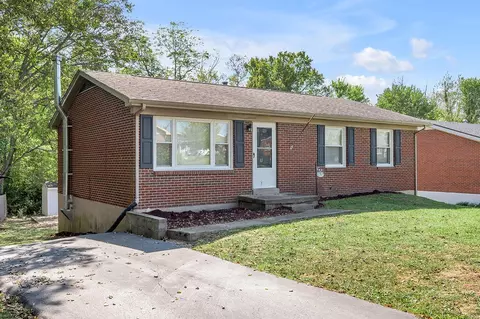 83 Hillcrest Dr, Winchester, KY 40391