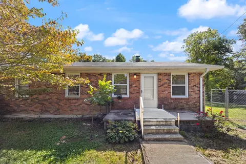 2015 Ellison Pulaski Rd, Eubank, KY 42567 photo 2
