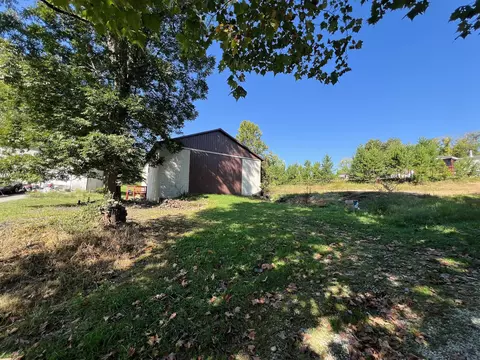 Exterior - 43 Bates Ln, Corbin, KY 40701 photo 4 of 4