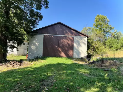Exterior - 43 Bates Ln, Corbin, KY 40701 photo 3 of 4