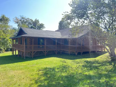 307 Rogers Rd, Whitley City, KY 42653