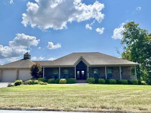 348 Laurel Wood Dr, Nancy, KY 42544