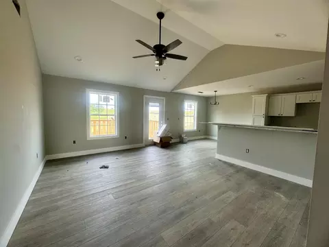 256 Brook Cv, Berea, KY 40403 photo 4