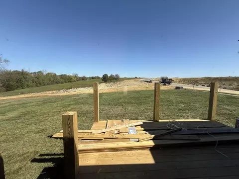 Exterior - 252 Brook Cv, Berea, KY 40403 photo 3 of 4