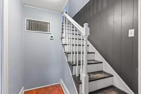 Entry Way - 403 Prospect St, Berea, KY 40403 photo 2 of 3