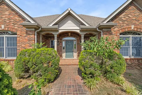 705 Miles Rd, Nicholasville, KY 40356