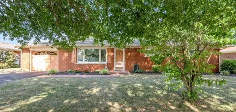 1878 Alexandria Dr, Lexington, KY 40504