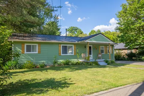 111 Elm St, Berea, KY 40403