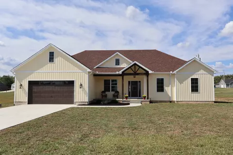 915 Milward Dr, Harrodsburg, KY 40330