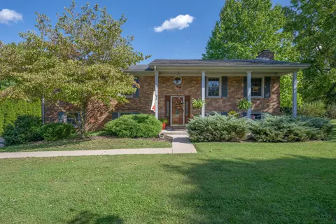 118 Cherrywood Dr, Nicholasville, KY 40356