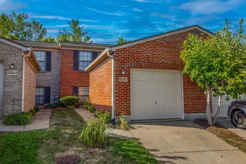2539 Knightsbridge Ln, Lexington, KY 40509