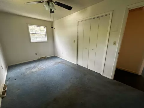 Bedroom - 426 Scuffletown Rd, Corbin, KY 40701 photo 3 of 3