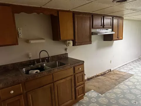 Kitchen - 426 Scuffletown Rd, Corbin, KY 40701 photo 3 of 3