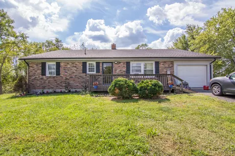 314 Rose Hill Ln, Harrodsburg, KY 40330
