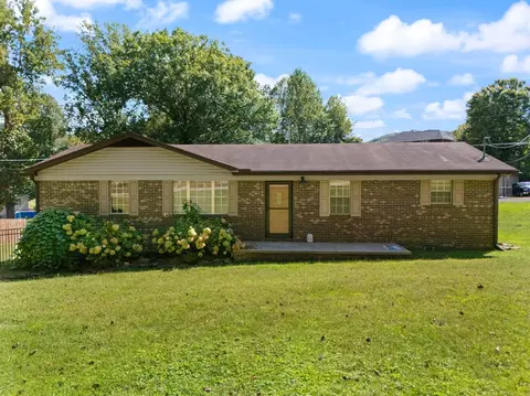 15 Reece Blvd, Pineville, KY 40977