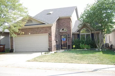 2065 Glade Ln, Lexington, KY 40513