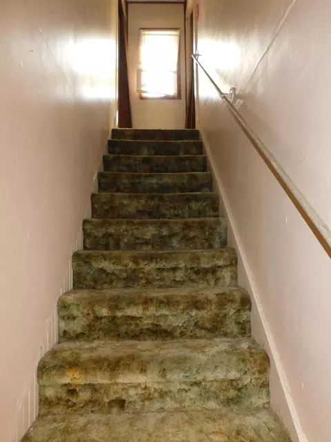 Entry Way - 315 E Main St, Lynch, KY 40855 photo 1 of 2