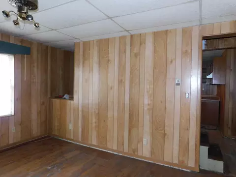 Living - 315 E Main St, Lynch, KY 40855 photo 9 of 12
