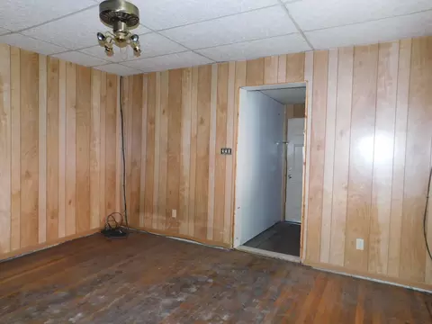 Living - 315 E Main St, Lynch, KY 40855 photo 8 of 12